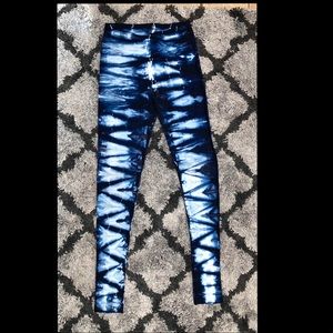 Sz XS tie dye NUX leggings